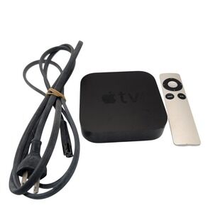 Apple TV A1469 Black 3rd Generation Single Core 8GB Digital HD Media with Remote